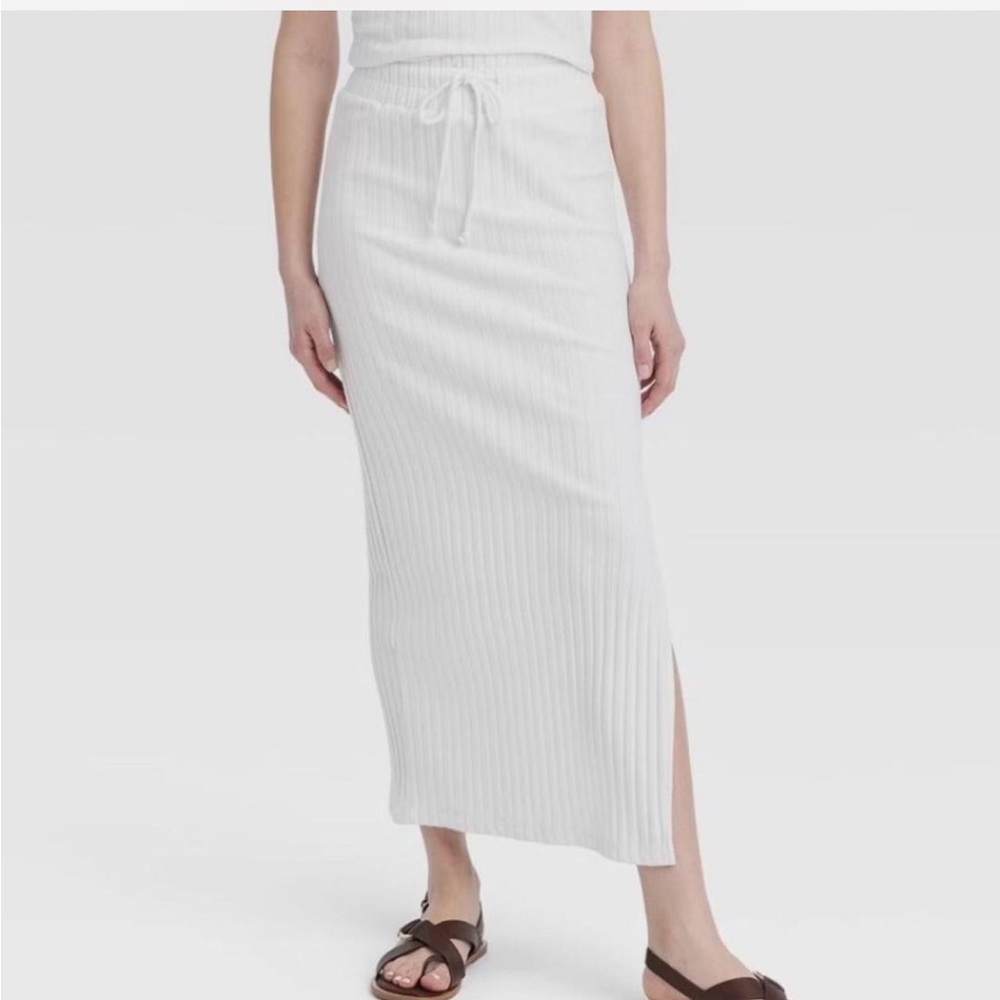 Universal Thread White Ribbed Maxi Skirt